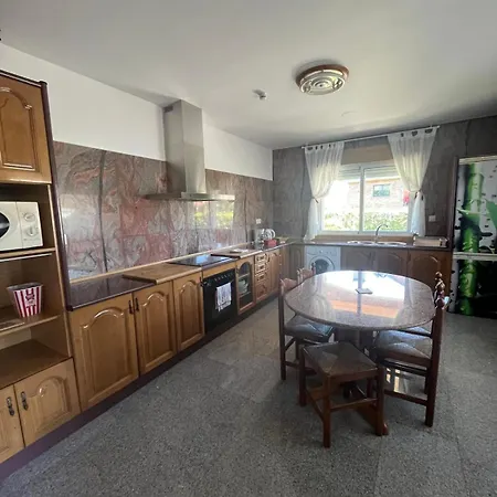Os Cabaleiros Apartment Mos